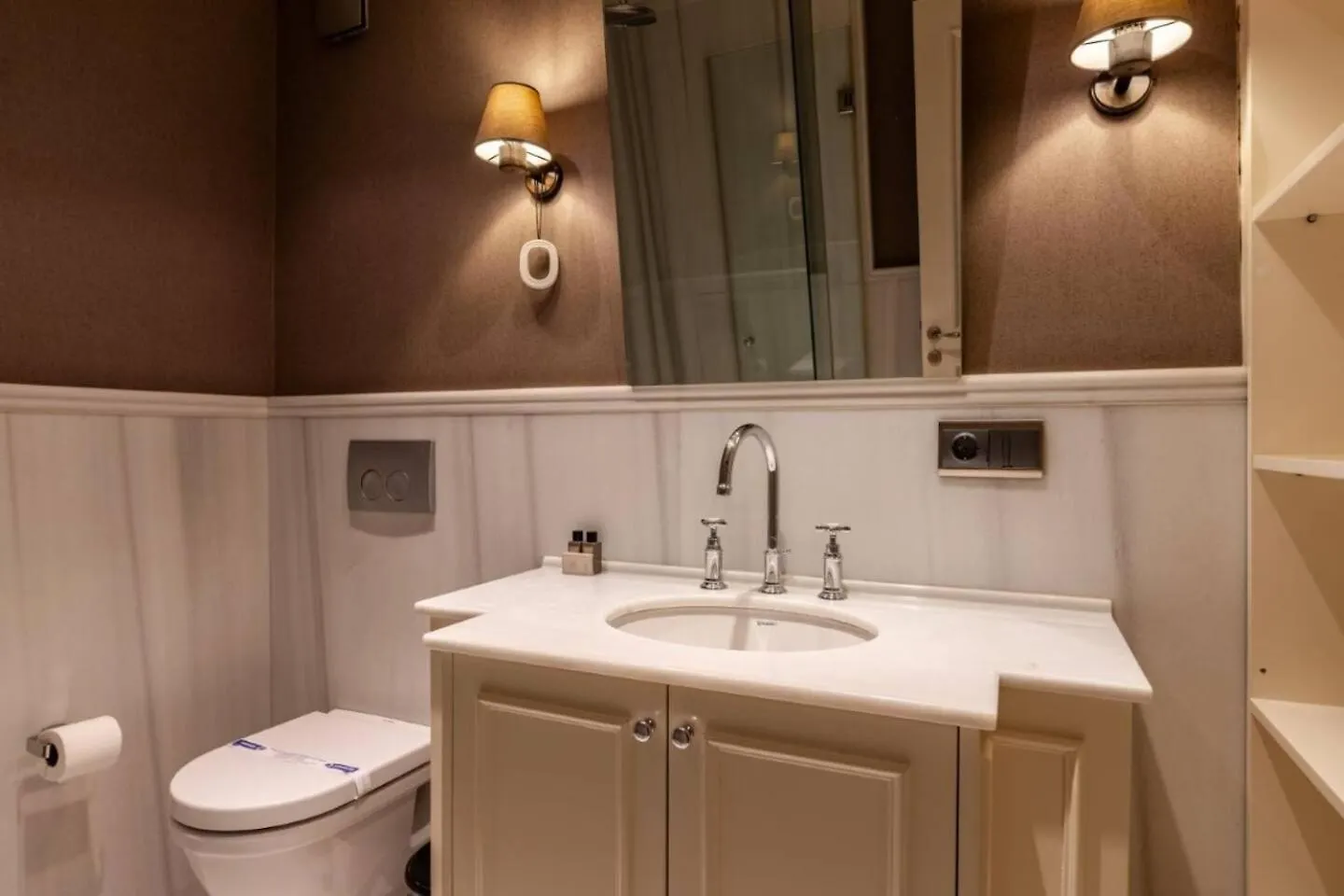 Lejlighed Luxury Modern 3Bed25Bath Central Bright Pad #375 Istanbul
