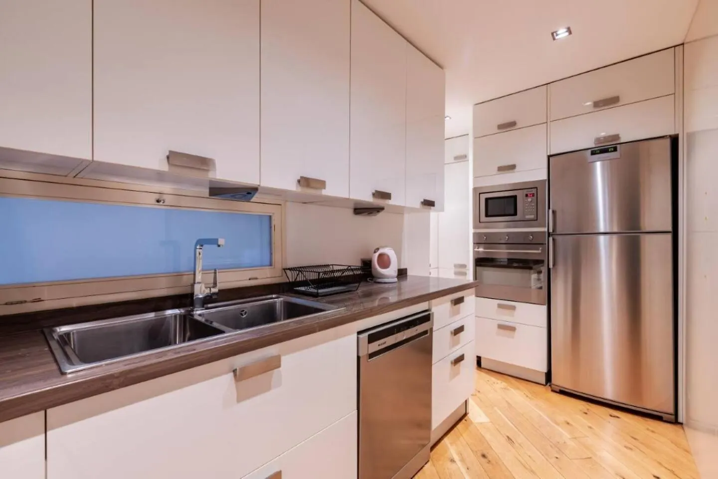Luxury Modern 3Bed25Bath Central Bright Pad #375 Istanbul